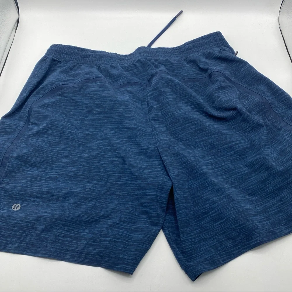 Lululemon Shorts Mens Athletic Training Gym Workout Size XL Extra Large Blue - Picture 3 of 7
